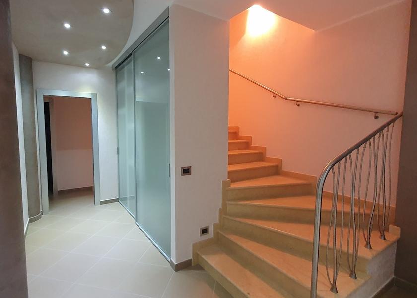 Molise Termoli Interior Entrance