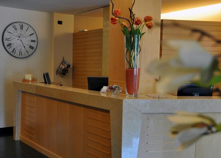 Lombardy San Paolo D'Argon Lobby