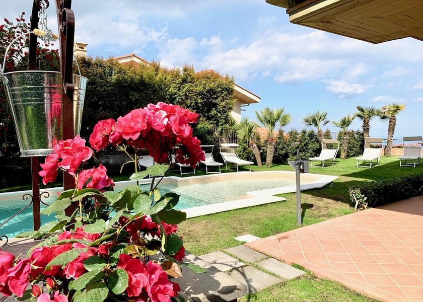 Sicily Trecastagni Garden