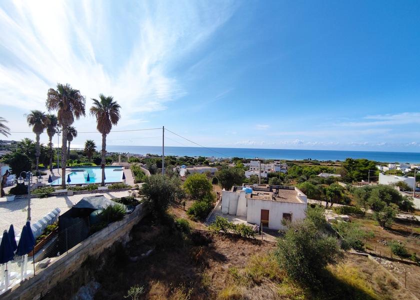 Puglia Salve Exterior Detail