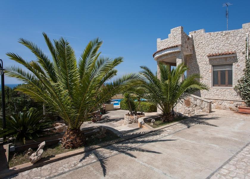 Puglia Salve Exterior Detail