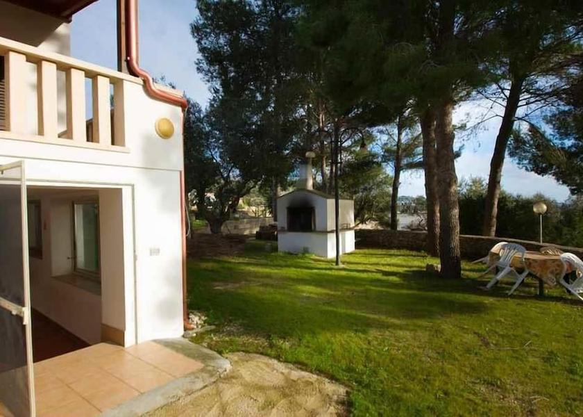Puglia Salve Property Grounds