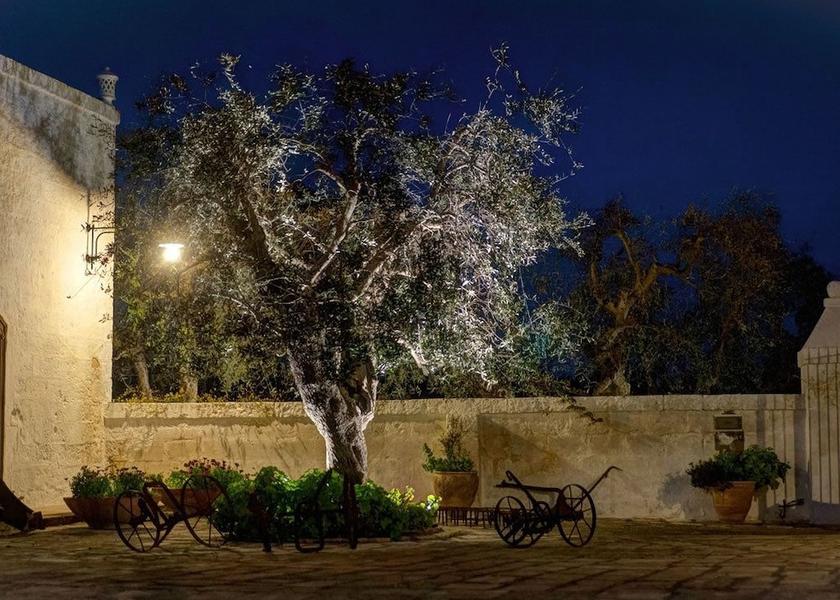 Puglia Massafra Facade