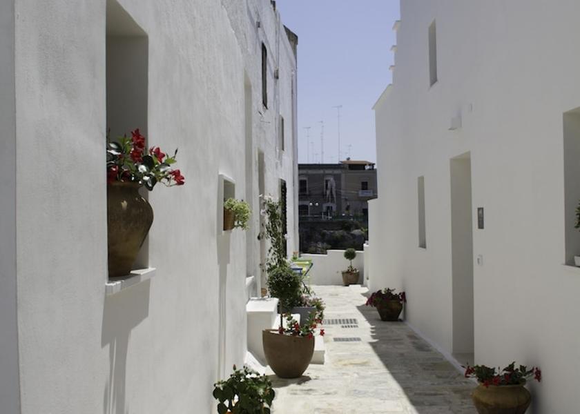 Puglia Massafra Exterior Detail