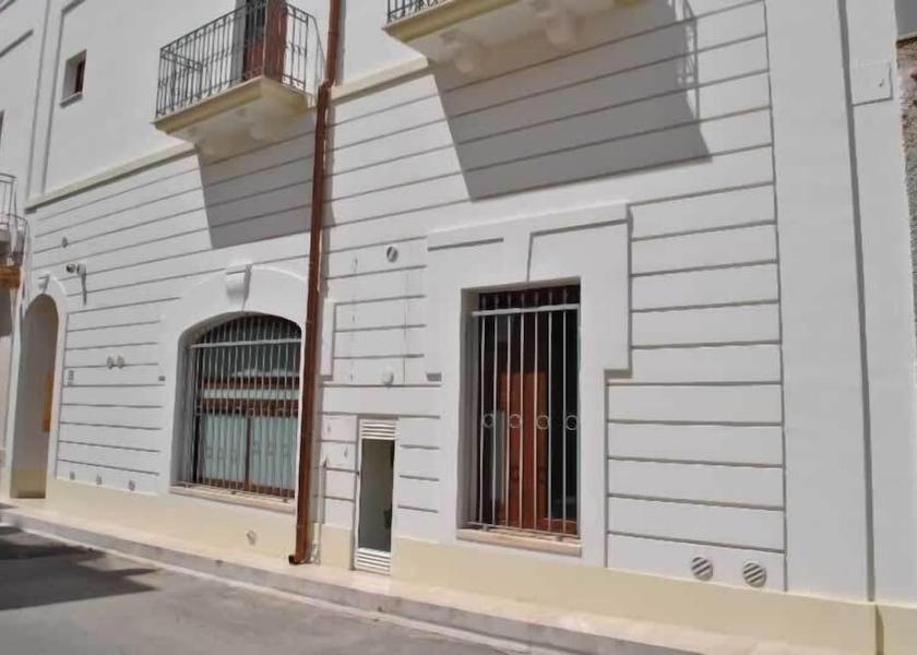 Puglia Massafra Exterior Detail