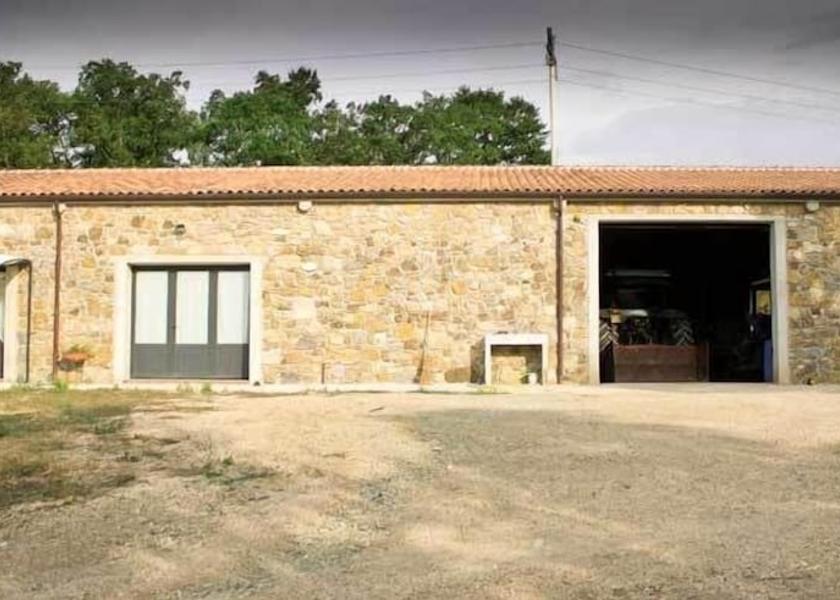 Tuscany Semproniano Winery