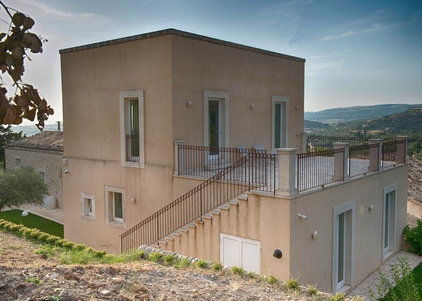 Sicily Chiaramonte Gulfi Exterior Detail