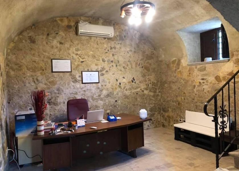 Calabria Gerace Reception