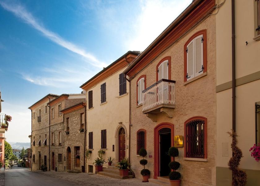 Emilia-Romagna Verucchio Front of property