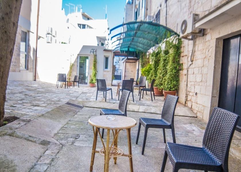 Puglia Locorotondo Exterior Detail