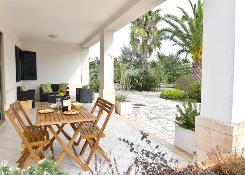 Puglia Locorotondo Porch