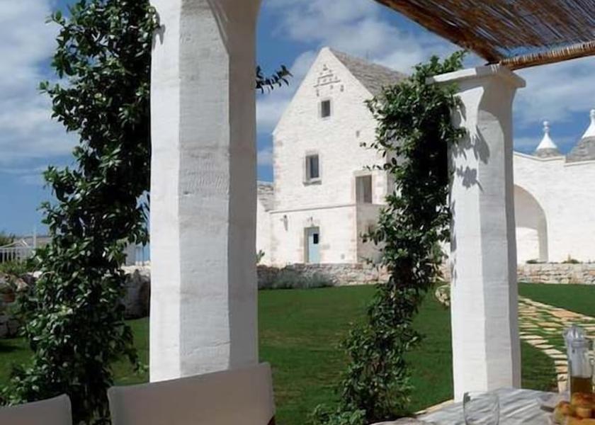 Puglia Locorotondo Porch