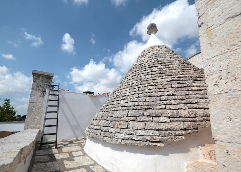 Puglia Locorotondo Exterior Detail