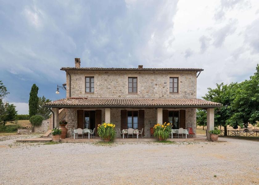 Umbria Fabro Exterior Detail