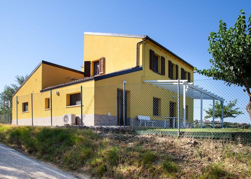 Marche Gradara Facade
