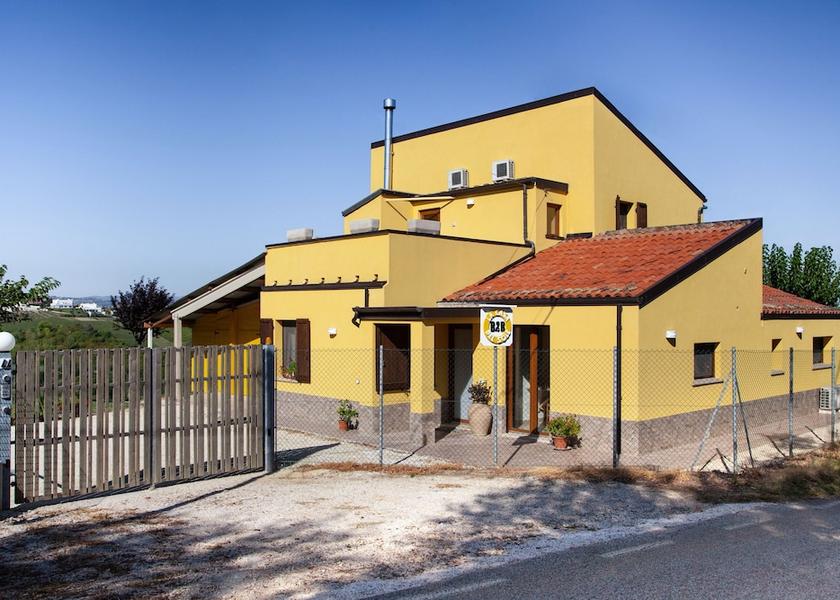 Marche Gradara Primary image