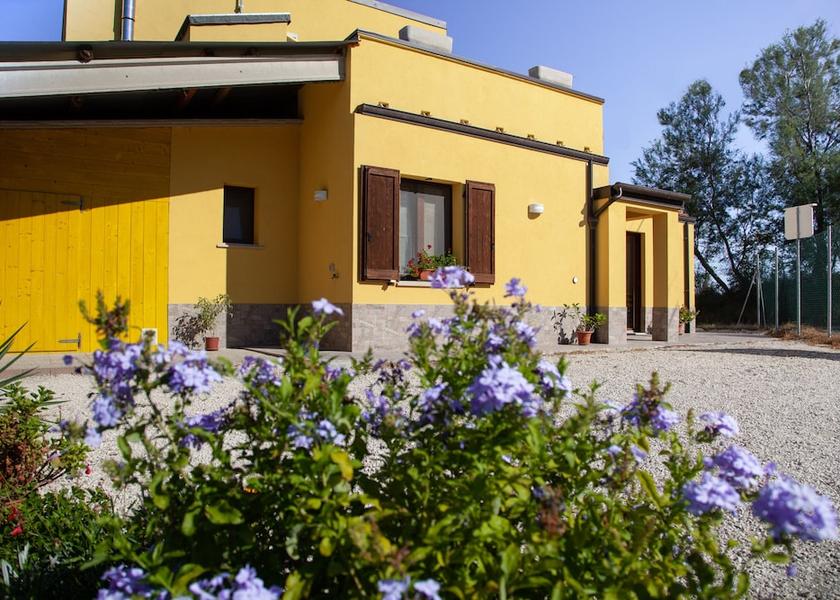 Marche Gradara Entrance