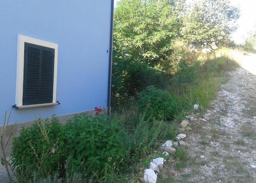 Umbria Nocera Umbra Exterior Detail