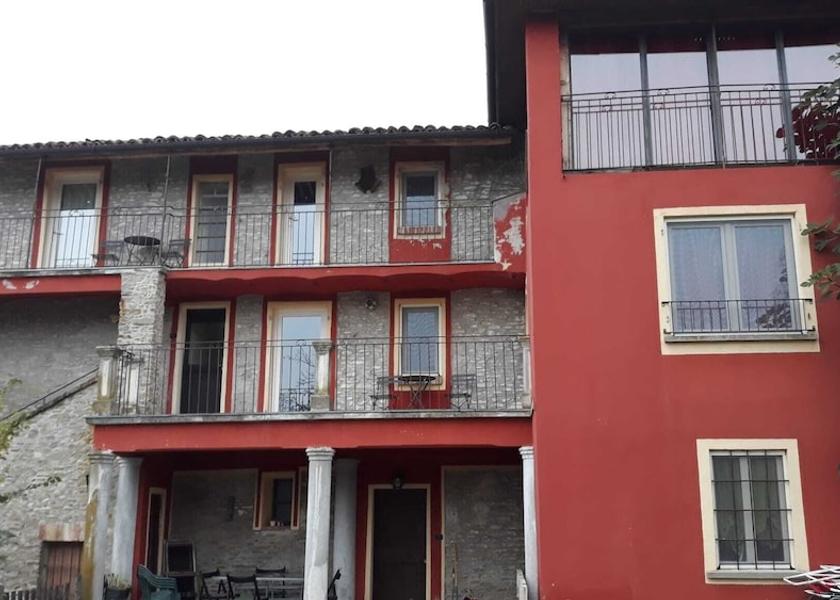 Piedmont Dogliani Exterior Detail