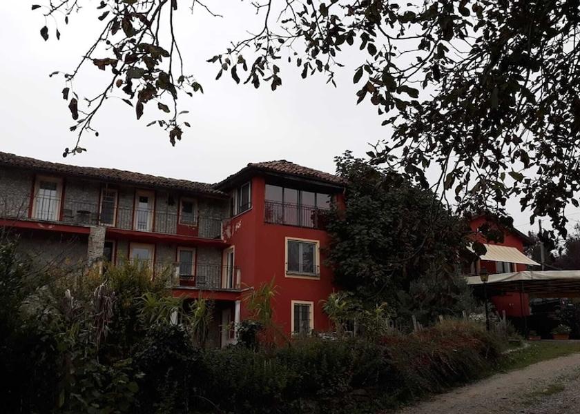 Piedmont Dogliani Exterior Detail