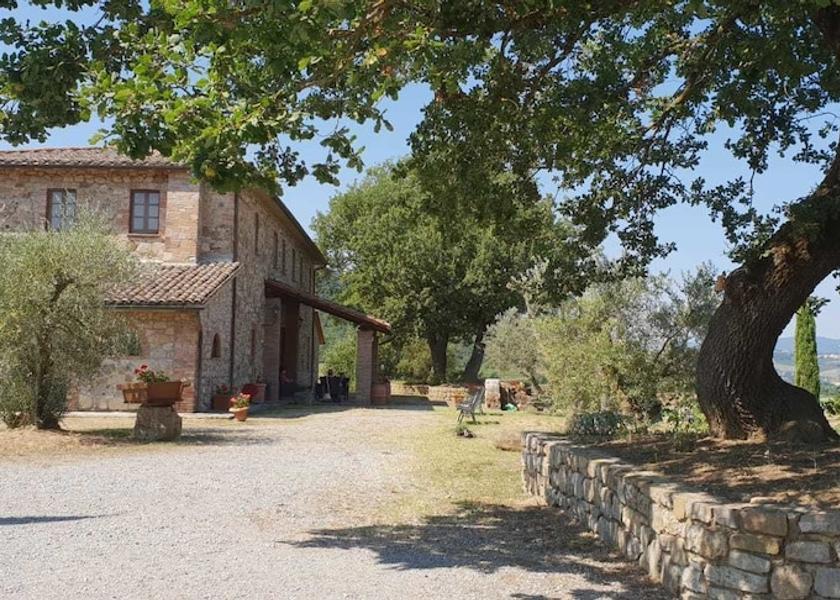 Umbria Montegabbione Exterior Detail