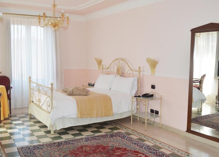 Calabria Scilla Room