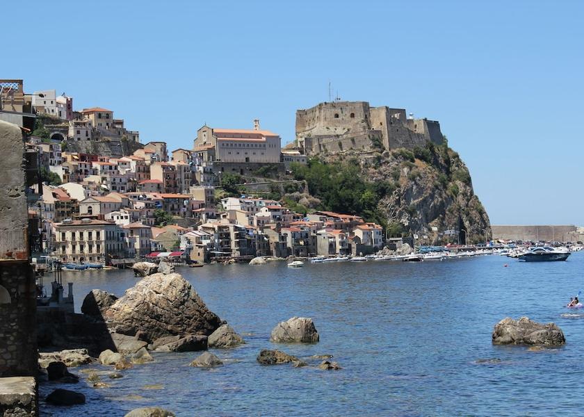 Calabria Scilla Exterior Detail
