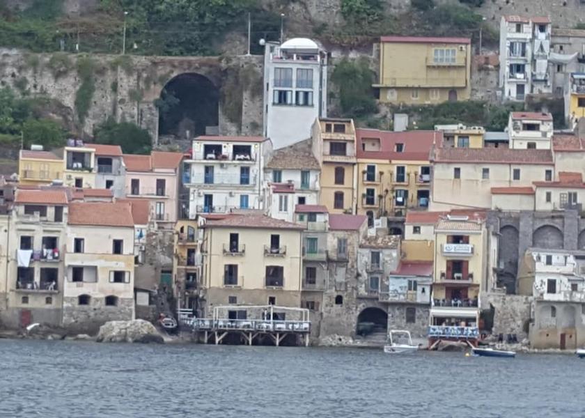 Calabria Scilla Exterior Detail