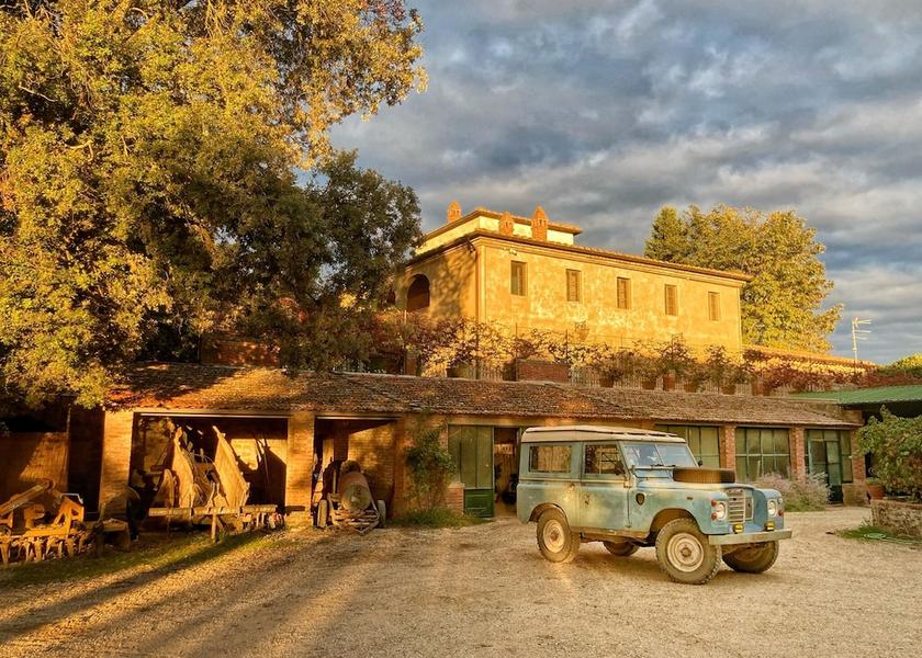 Tuscany Foiano della Chiana Property Grounds