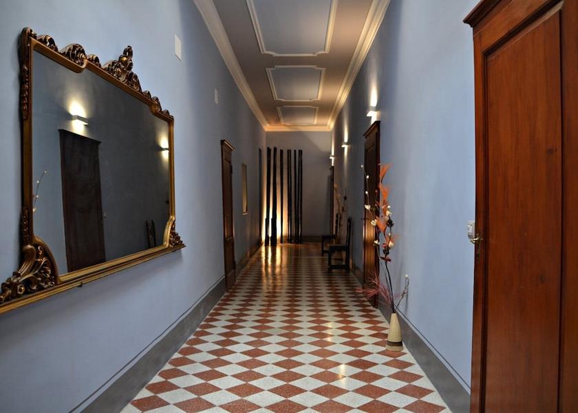Tuscany Foiano della Chiana Hallway