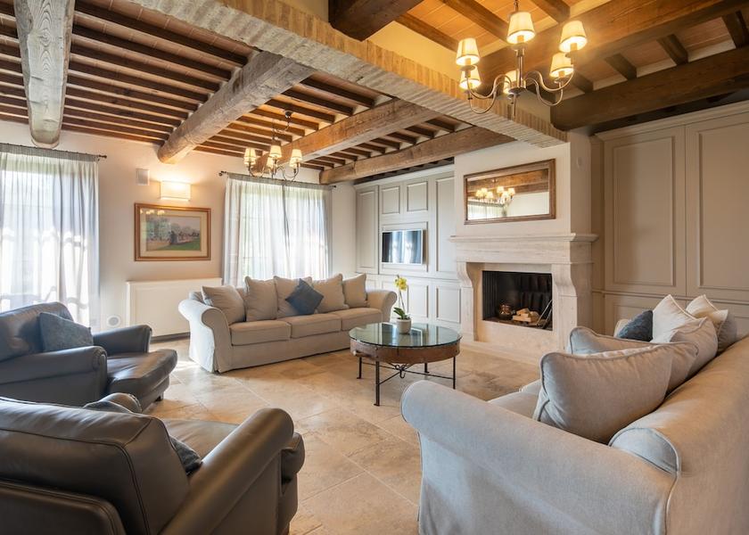 Tuscany Foiano della Chiana Living Area