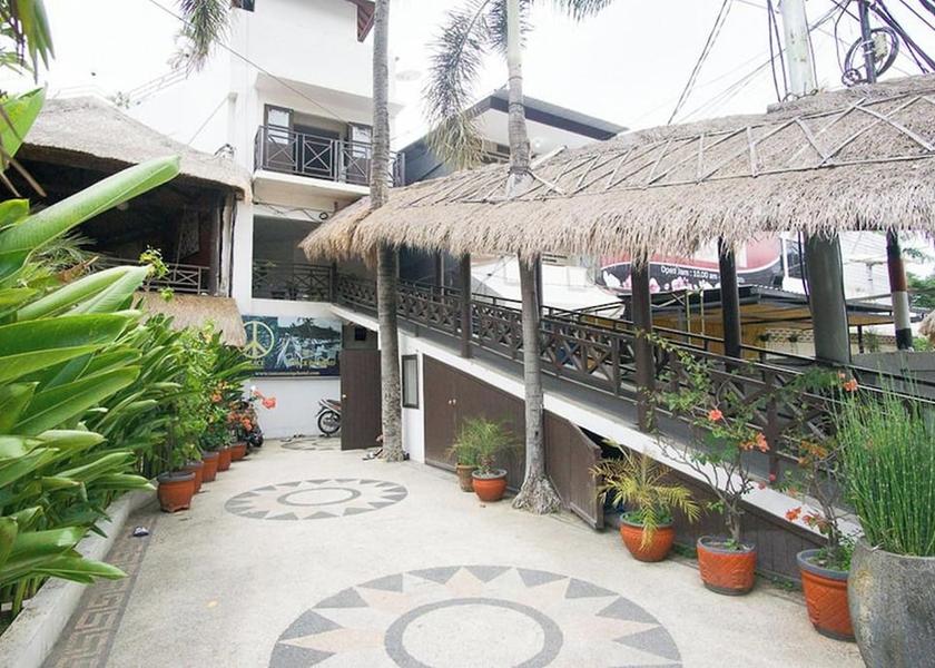  Senggigi Exterior Detail