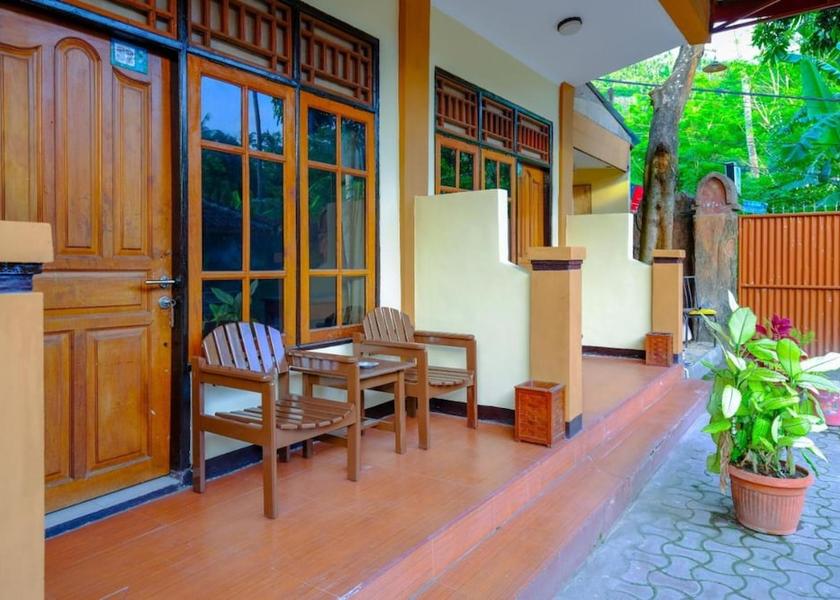  Senggigi Interior Entrance