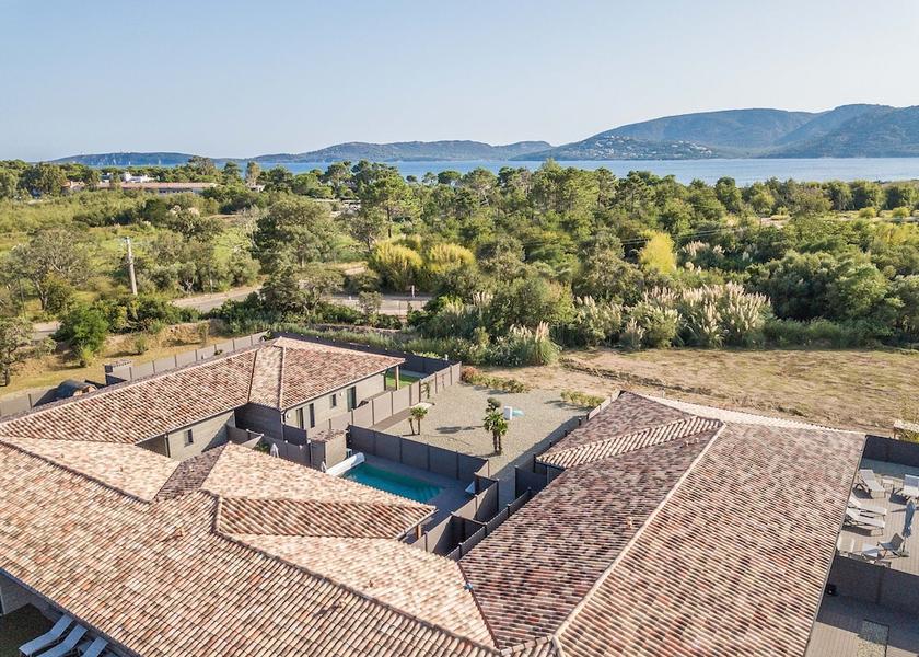 Corsica Lecci Exterior Detail