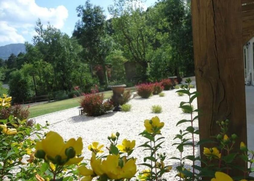 Occitanie Quillan Garden