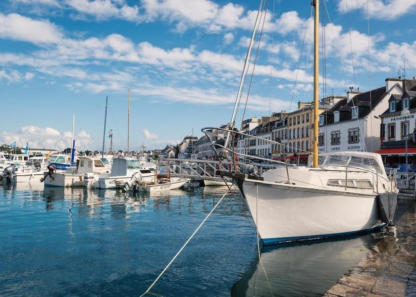 Brittany Plouhinec Lake