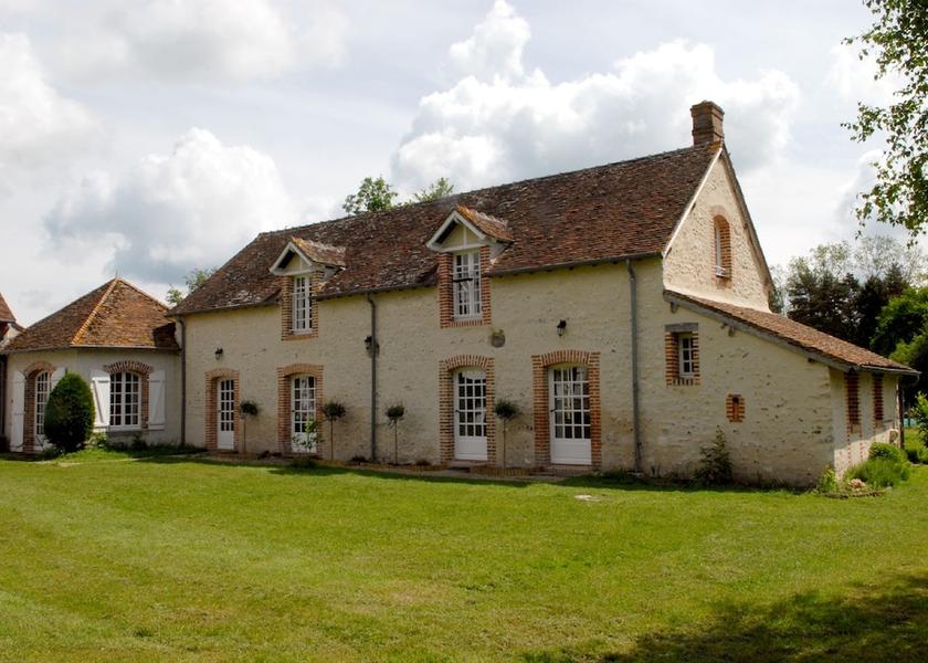Nouvelle-Aquitaine Langon Exterior Detail