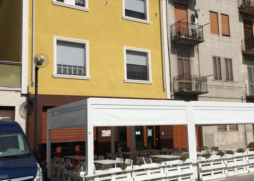 Veneto Legnago Exterior Detail