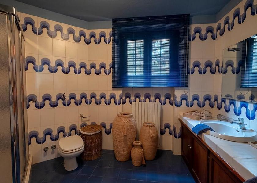 Veneto Legnago Bathroom