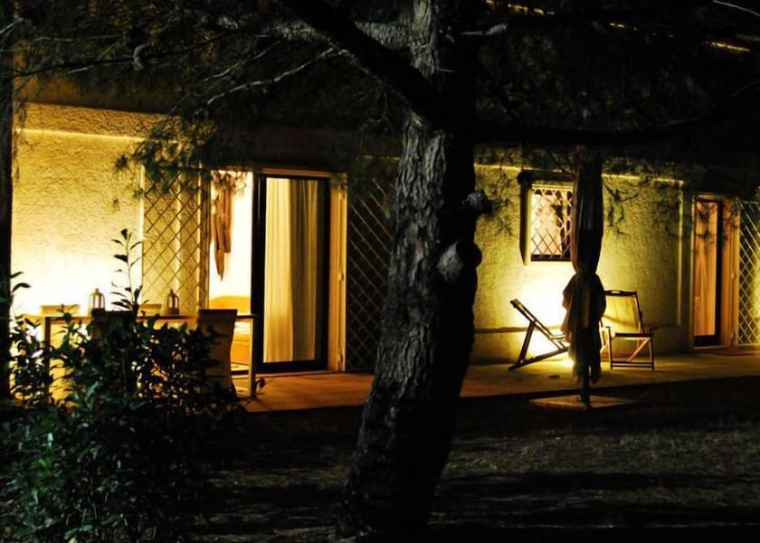 Puglia Veglie Exterior Detail