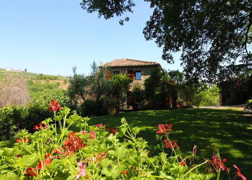 Tuscany Monte San Savino Garden