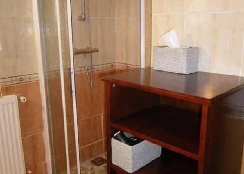 Nouvelle-Aquitaine Pontacq Bathroom