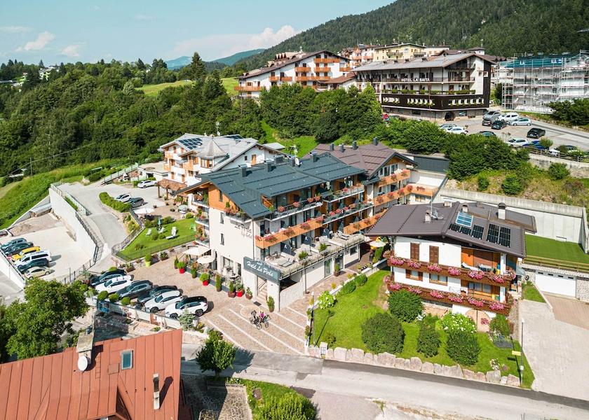 Trentino-Alto Adige Andalo Exterior Detail