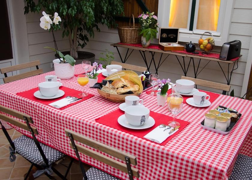 Ile-de-France Conflans-Sainte-Honorine Breakfast buffet