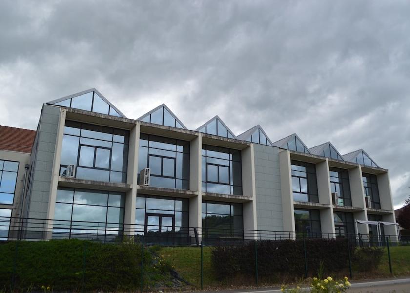 Bourgogne-Franche-Comte Joigny Facade