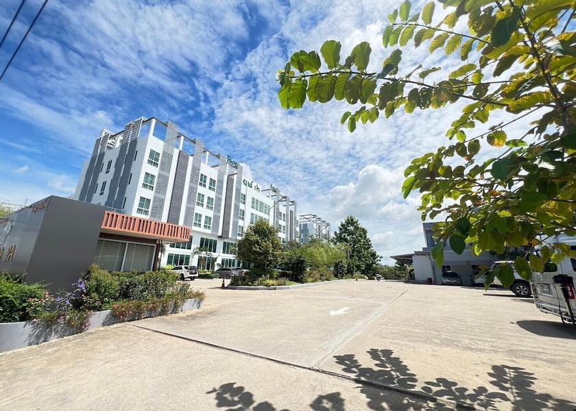 Lamphun Province Lamphun Property grounds