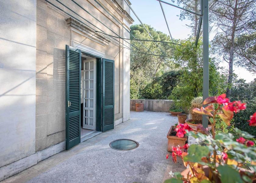 Puglia Casarano Exterior Detail