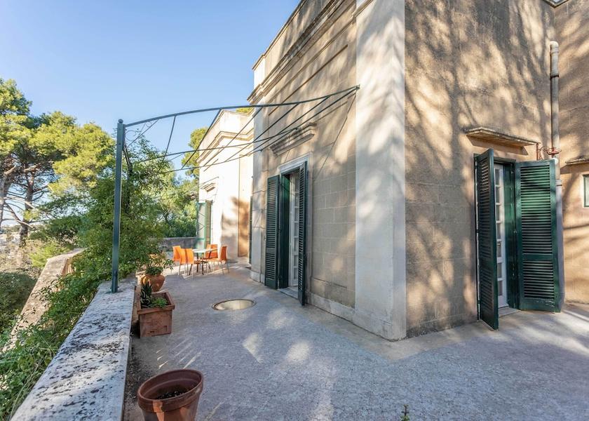 Puglia Casarano Exterior Detail