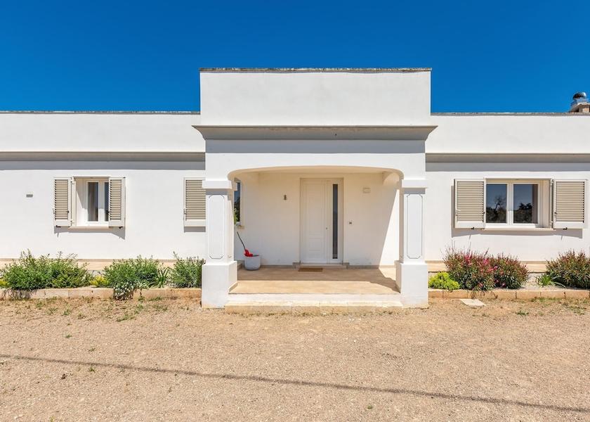 Puglia Casarano Exterior Detail