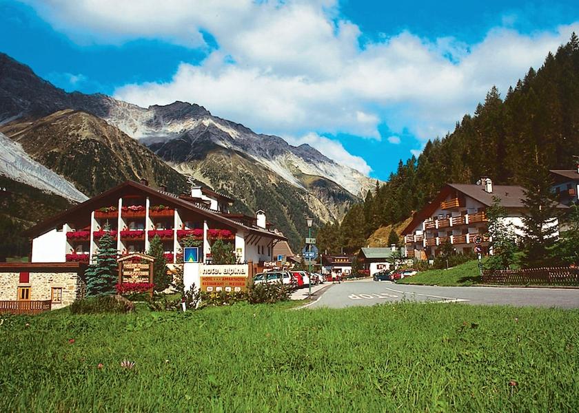 Trentino-Alto Adige Stelvio Facade